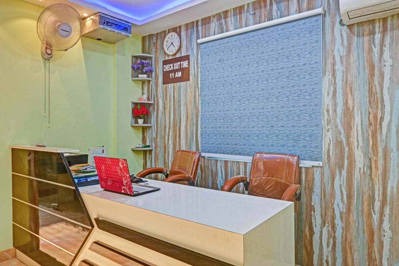 Oyo Tulsi Angan Hotel Danapur Buitenkant foto