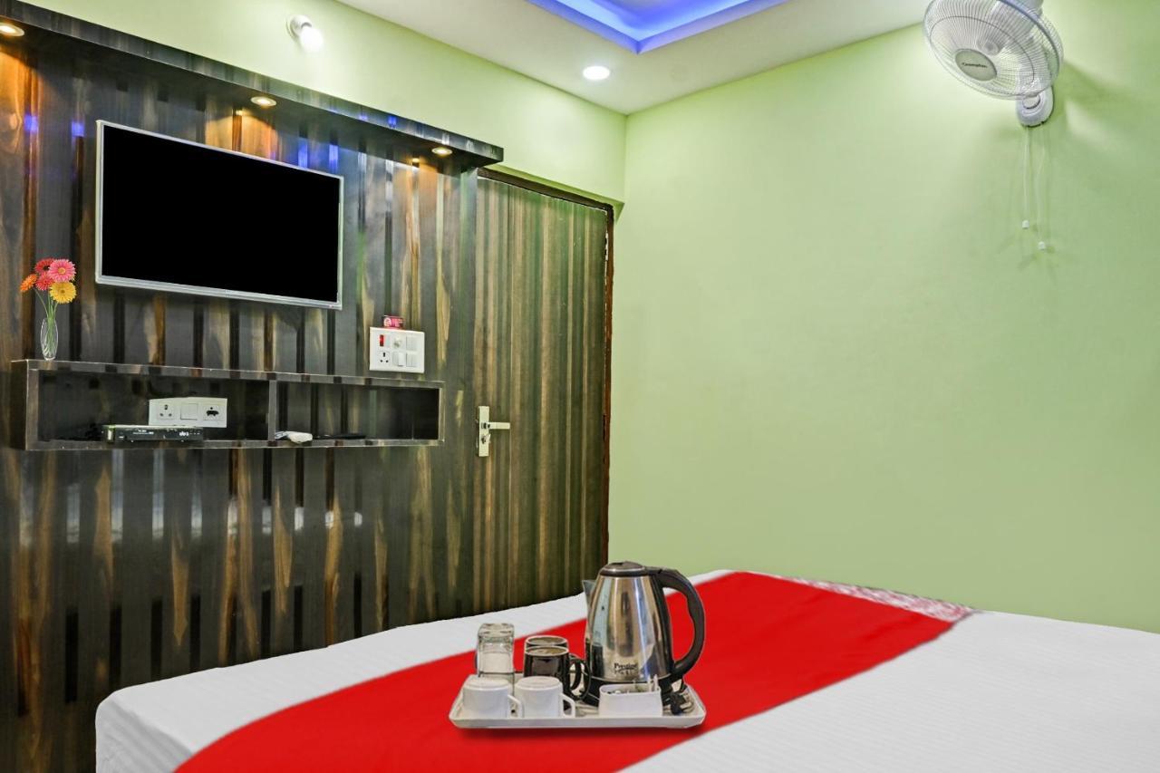 Oyo Tulsi Angan Hotel Danapur Buitenkant foto