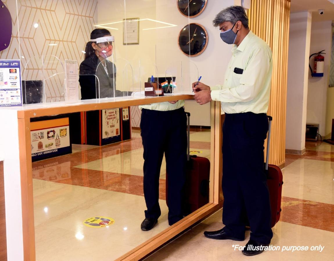 Oyo Tulsi Angan Hotel Danapur Buitenkant foto